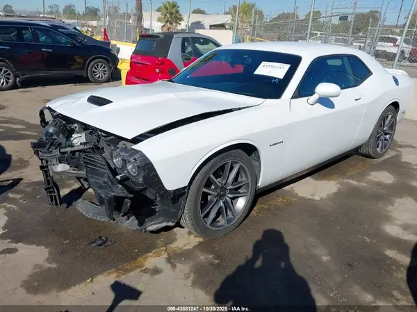 2C3CDZBT0MH651440 2021 DODGE CHALLENGER - Image 2