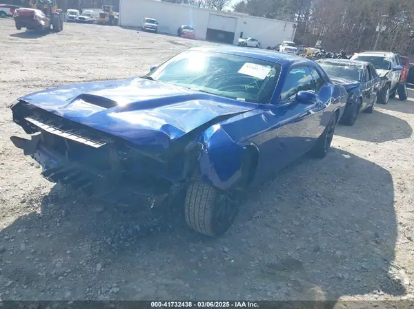 2C3CDZBT0NH230786 2022 DODGE CHALLENGER - Image 2