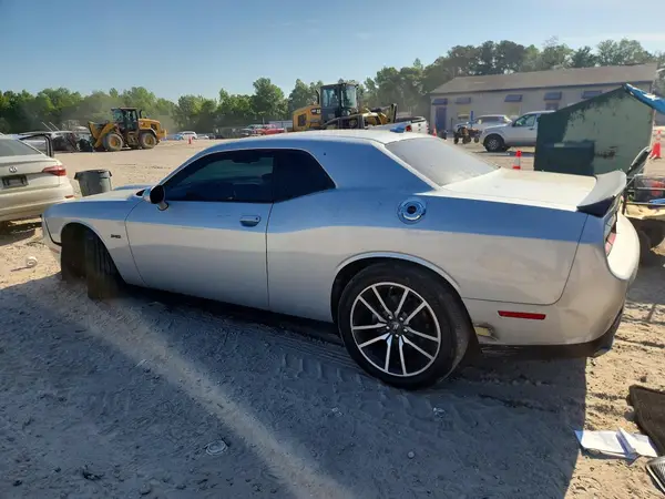 2C3CDZBT0PH669389 2023 DODGE CHALLENGER - Image 2