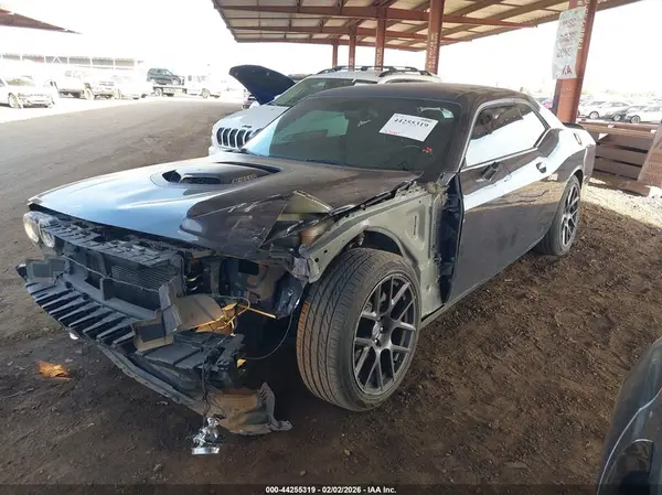 2C3CDZBT1GH164705 2016 DODGE CHALLENGER - Image 2