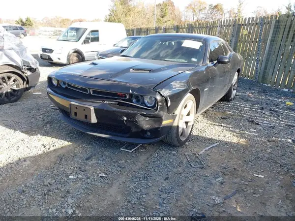 2C3CDZBT1GH193637 2016 DODGE CHALLENGER - Image 2