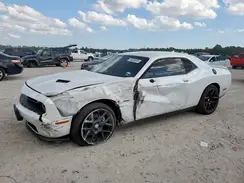 2C3CDZBT1GH209898 2016 DODGE CHALLENGER