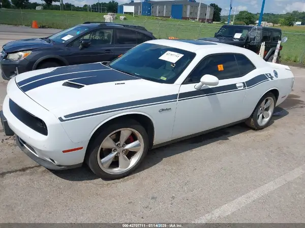 2C3CDZBT1GH254193 2016 DODGE CHALLENGER - Image 2