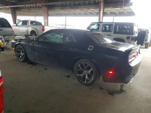 2C3CDZBT1GH256123 2016 DODGE CHALLENGER - Image 2