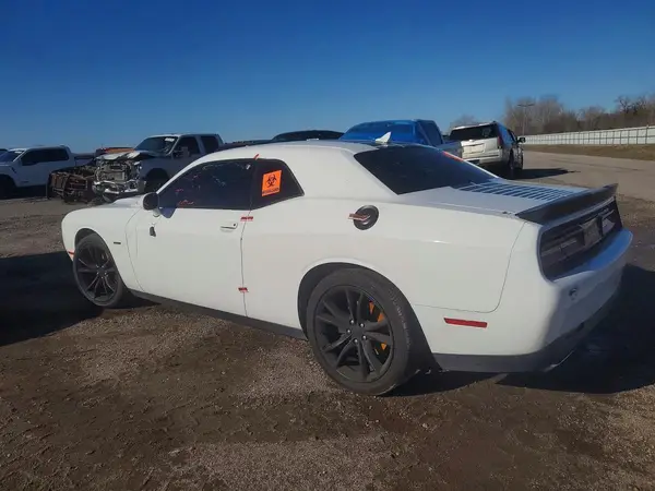 2C3CDZBT1GH275349 2016 DODGE CHALLENGER - Image 2