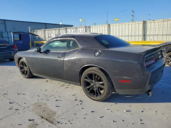 2C3CDZBT1GH301187 2016 DODGE CHALLENGER - Image 2