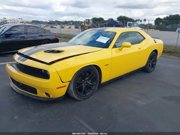 2C3CDZBT1HH611356 2017 DODGE CHALLENGER - Image 2