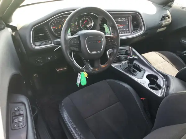 2C3CDZBT1HH613303 2017 DODGE CHALLENGER - Image 8