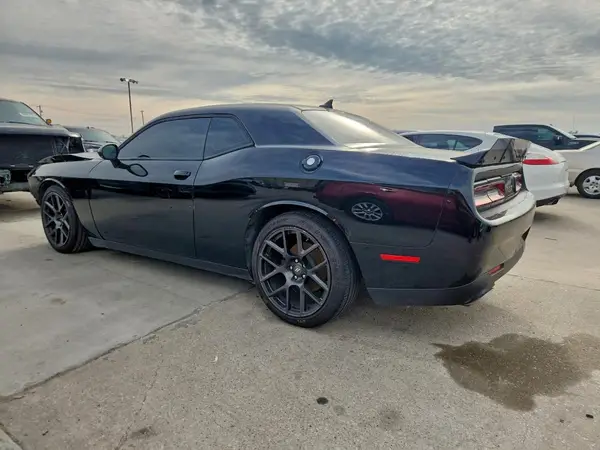 2C3CDZBT1HH624625 2017 DODGE CHALLENGER - Image 2