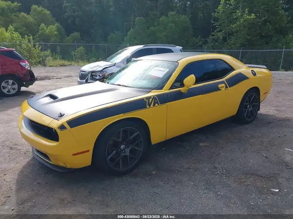 2C3CDZBT1HH639819 2017 DODGE CHALLENGER - Image 2