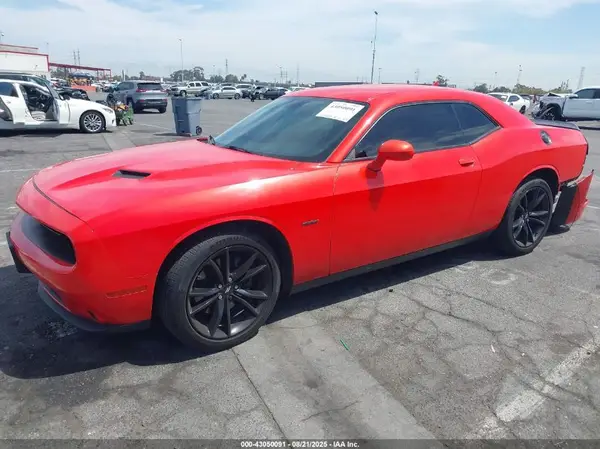 2C3CDZBT1JH287010 2018 DODGE CHALLENGER - Image 2