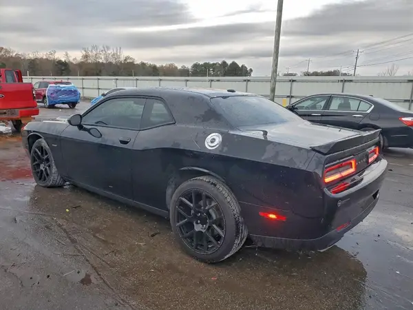 2C3CDZBT1JH288643 2018 DODGE CHALLENGER - Image 2