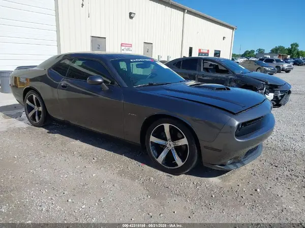 2C3CDZBT1JH304646 2018 DODGE CHALLENGER - Image 1