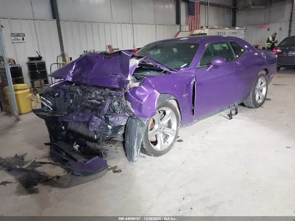 2C3CDZBT1JH328056 2018 DODGE CHALLENGER - Image 2