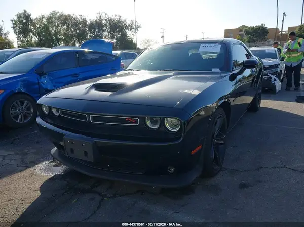 2C3CDZBT1KH578365 2019 DODGE CHALLENGER - Image 2