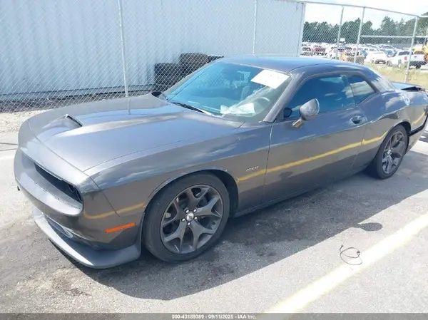 2C3CDZBT1KH606469 2019 DODGE CHALLENGER - Image 2