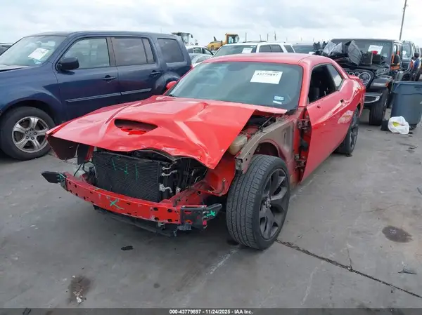 2C3CDZBT1KH641772 2019 DODGE CHALLENGER - Image 2