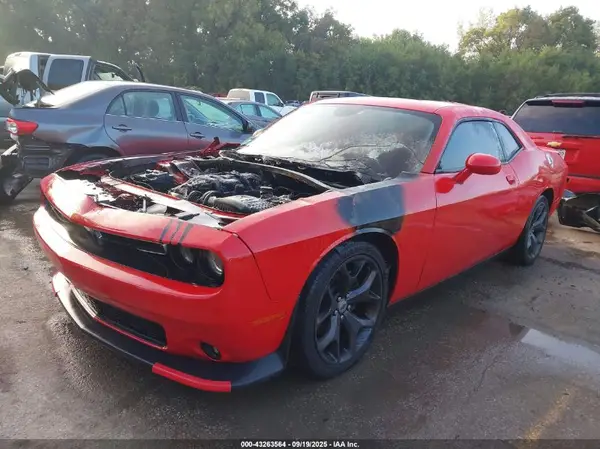 2C3CDZBT1KH759417 2019 DODGE CHALLENGER - Image 2