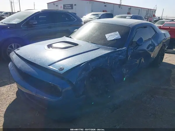 2C3CDZBT1LH215503 2020 DODGE CHALLENGER - Image 2