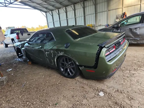 2C3CDZBT1MH621055 2021 DODGE CHALLENGER - Image 2