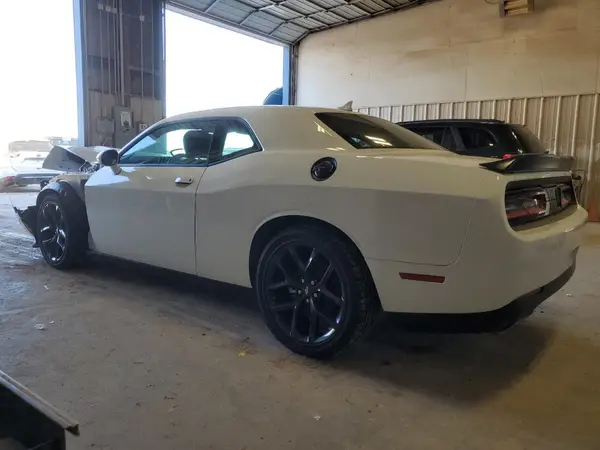 2C3CDZBT1PH658188 2023 DODGE CHALLENGER - Image 2