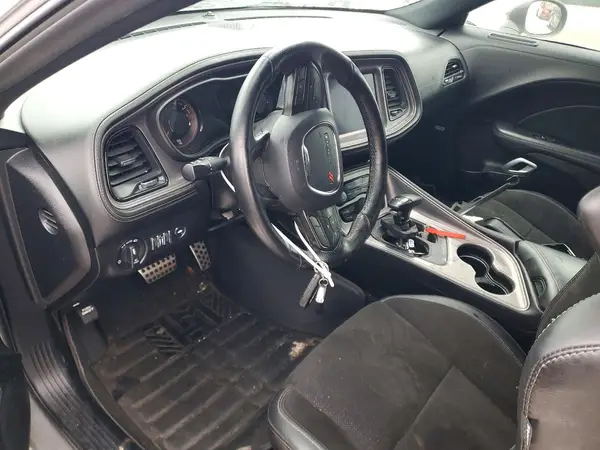 2C3CDZBT1PH693832 2023 DODGE CHALLENGER - Image 8