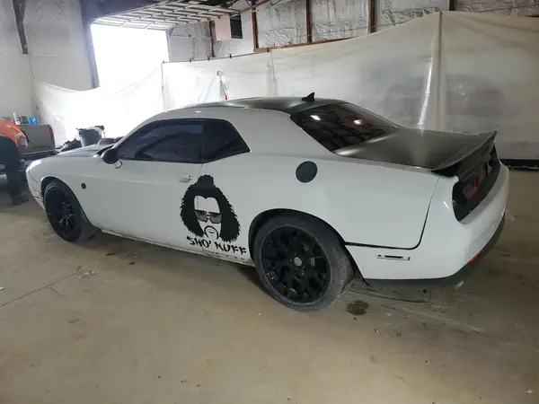 2C3CDZBT2GH101483 2016 DODGE CHALLENGER - Image 2