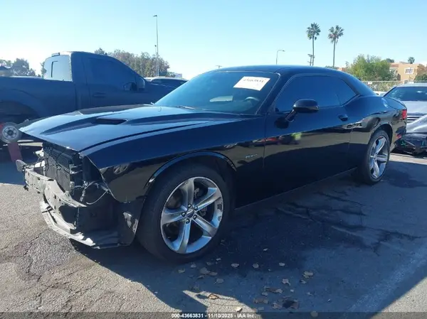 2C3CDZBT2GH102570 2016 DODGE CHALLENGER - Image 2