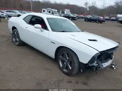 2C3CDZBT2GH162221 2016 DODGE CHALLENGER