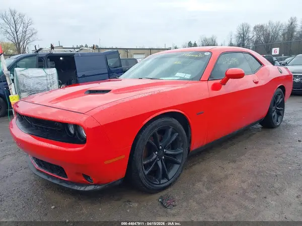 2C3CDZBT2GH185238 2016 DODGE CHALLENGER - Image 2