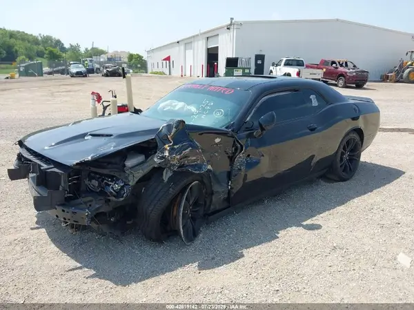 2C3CDZBT2GH226158 2016 DODGE CHALLENGER - Image 2