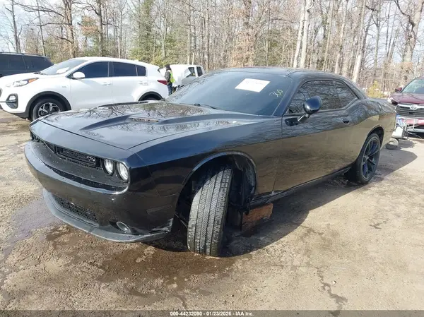 2C3CDZBT2HH522671 2017 DODGE CHALLENGER - Image 2