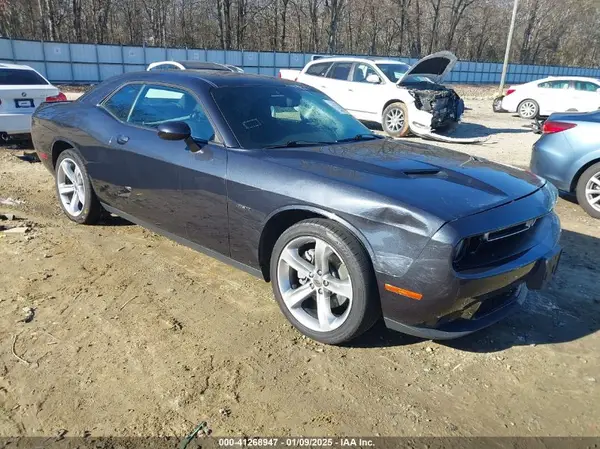 2C3CDZBT2HH587164 2017 DODGE CHALLENGER - Image 1