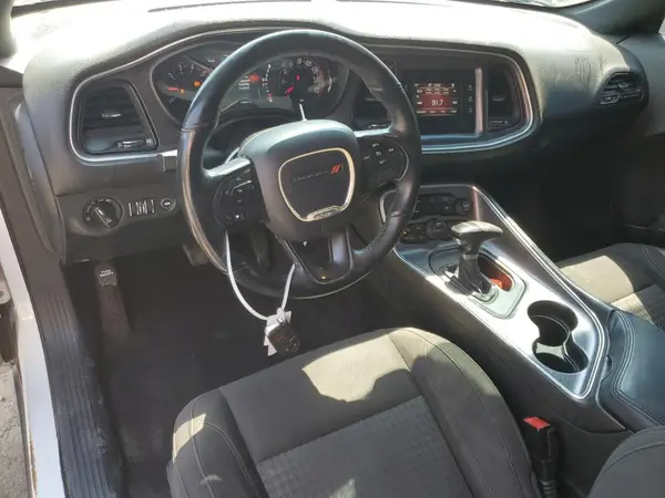 2C3CDZBT2HH604447 2017 DODGE CHALLENGER - Image 8