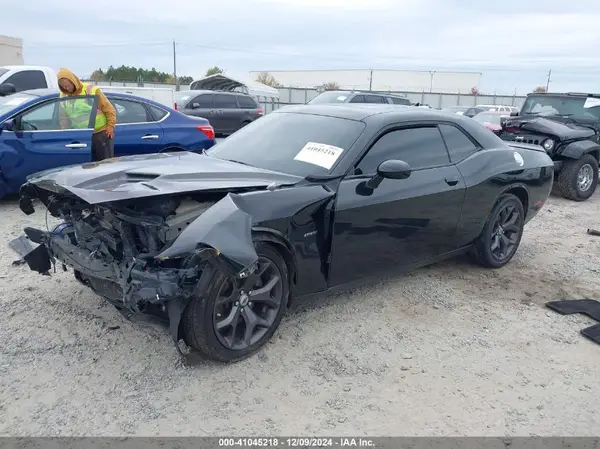 2C3CDZBT2HH636623 2017 DODGE CHALLENGER - Image 2