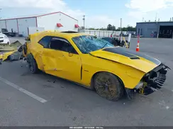 2C3CDZBT2HH640946 2017 DODGE CHALLENGER