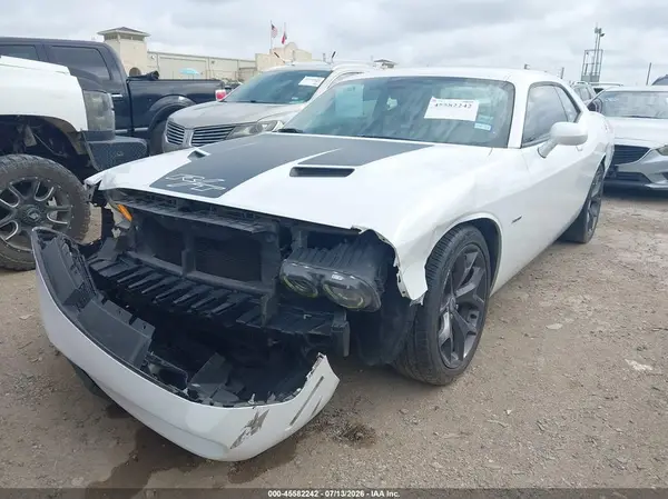 2C3CDZBT2HH652014 2017 DODGE CHALLENGER - Image 2