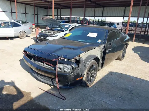 2C3CDZBT2JH138511 2018 DODGE CHALLENGER - Image 2