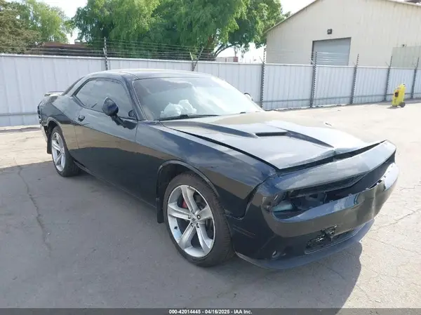 2C3CDZBT2JH138640 2018 DODGE CHALLENGER - Image 1