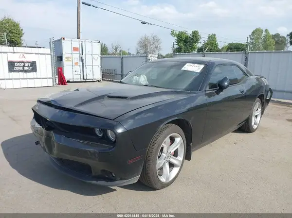 2C3CDZBT2JH138640 2018 DODGE CHALLENGER - Image 2