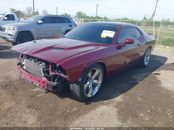 2C3CDZBT2JH196019 2018 DODGE CHALLENGER - Image 2
