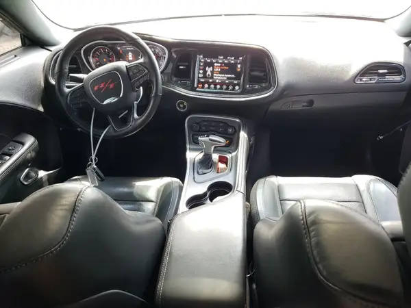 2C3CDZBT2JH199938 2018 DODGE CHALLENGER - Image 8