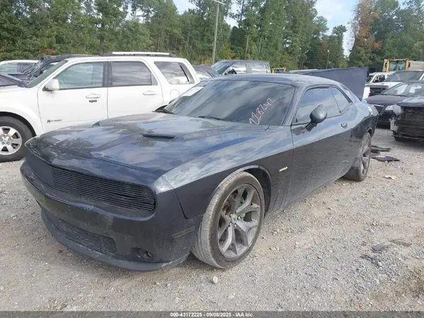 2C3CDZBT2JH228242 2018 DODGE CHALLENGER - Image 2
