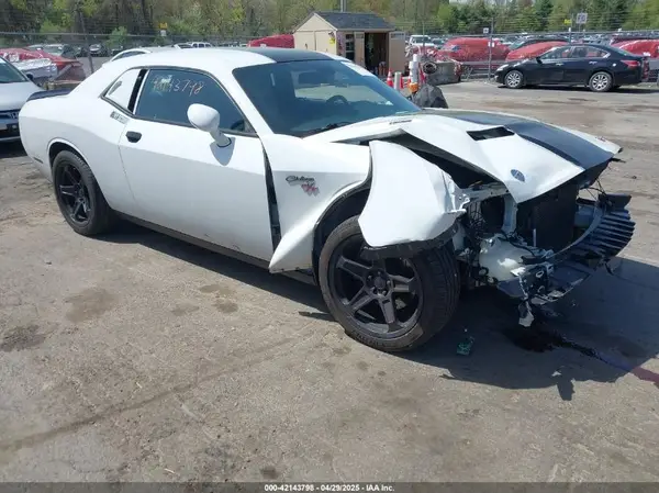 2C3CDZBT2JH259541 2018 DODGE CHALLENGER - Image 1