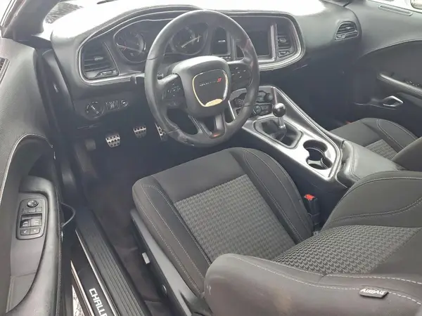 2C3CDZBT2JH270992 2018 DODGE CHALLENGER - Image 8