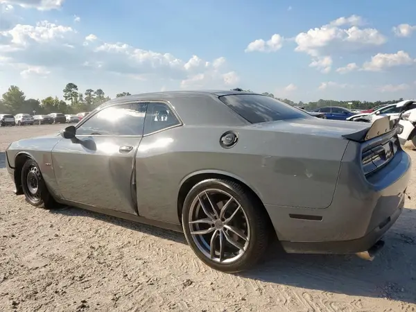 2C3CDZBT2KH557072 2019 DODGE CHALLENGER - Image 2