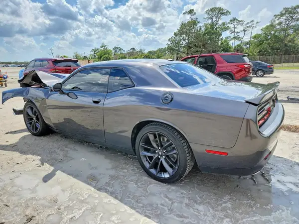 2C3CDZBT2KH739063 2019 DODGE CHALLENGER - Image 2