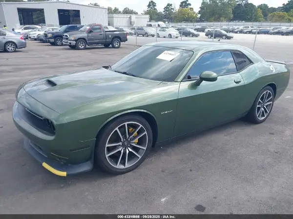 2C3CDZBT2LH132758 2020 DODGE CHALLENGER - Image 2