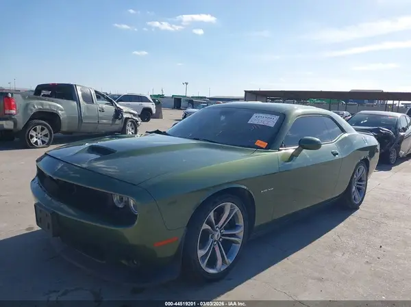 2C3CDZBT2MH524754 2021 DODGE CHALLENGER - Image 2