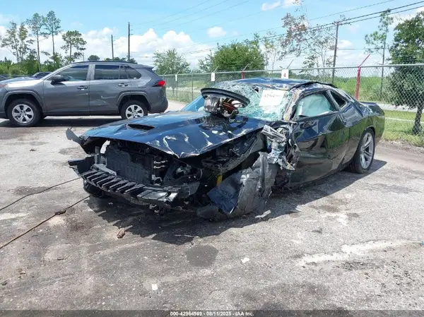 2C3CDZBT2MH586428 2021 DODGE CHALLENGER - Image 2
